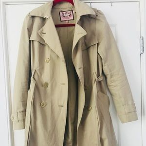 Rain coat juicy couture